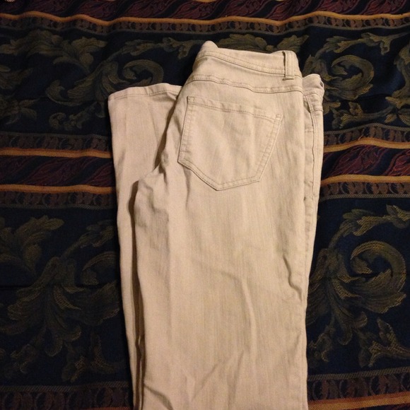 Forever 21 Caches !!!!! Skiing Jeans