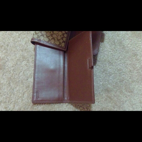 Coach wallet - Picture 2 of 4