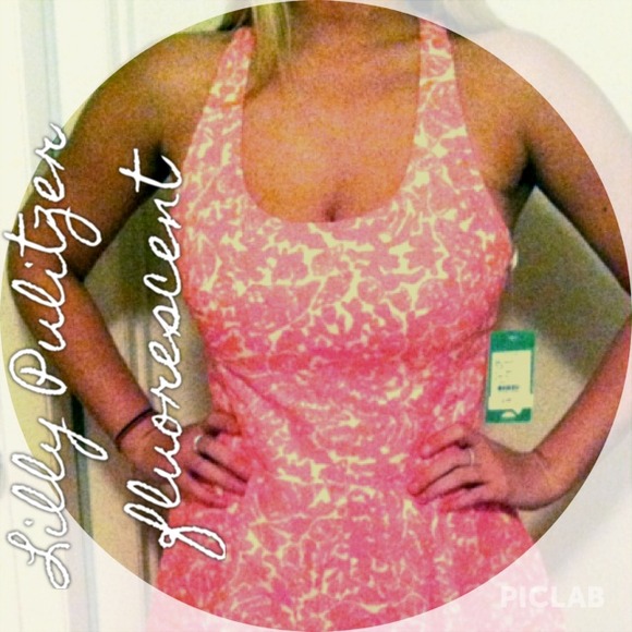 REDUCED! NEW! Lilly Pulitzer fluorescent dress NWT - Picture 2 of 4