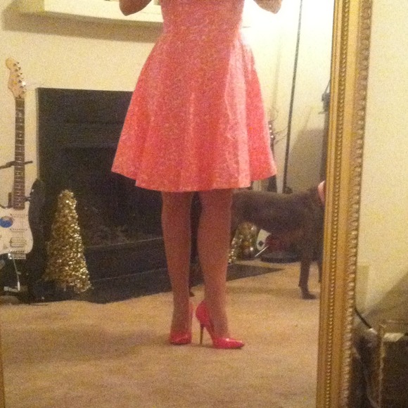 REDUCED! NEW! Lilly Pulitzer fluorescent dress NWT - Picture 4 of 4