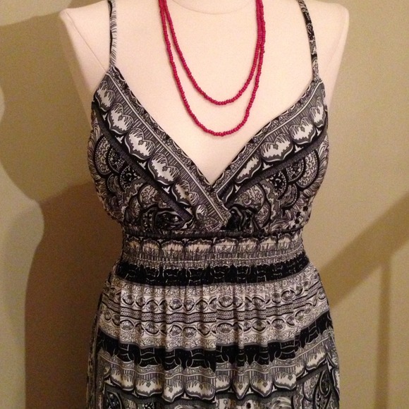 She’s Cool Boho Maxi Dress Small Blue White Print Spaghetti Strap Empire Waist - Picture 2 of 4