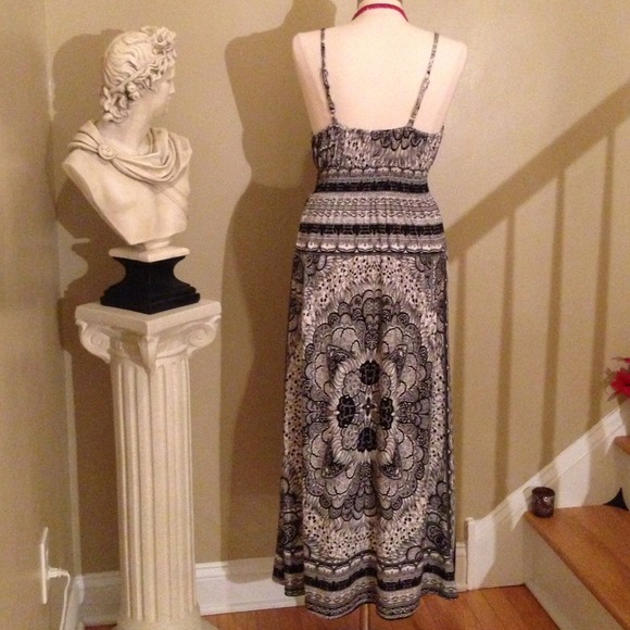 She’s Cool Boho Maxi Dress Small Blue White Print Spaghetti Strap Empire Waist - Picture 3 of 4