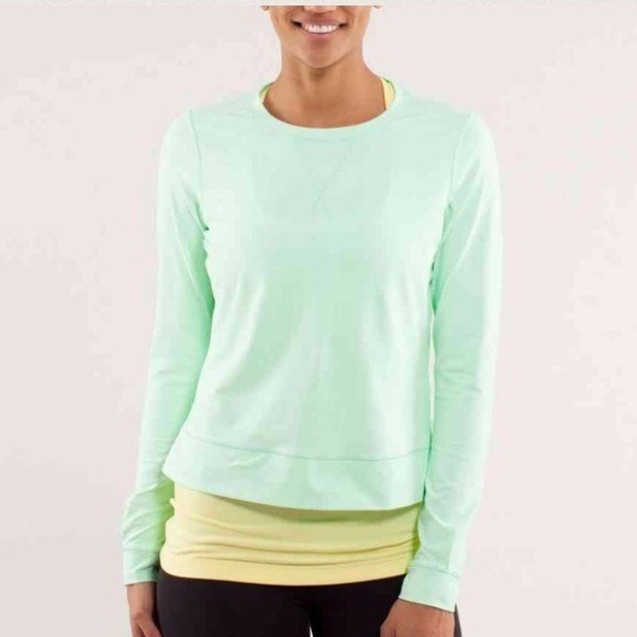 REDUCED NEW lululemon Warm up teal sz10. Awesome!!