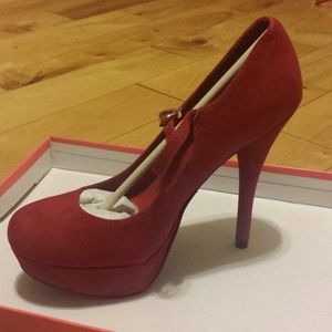 Red Mary Jane pumps