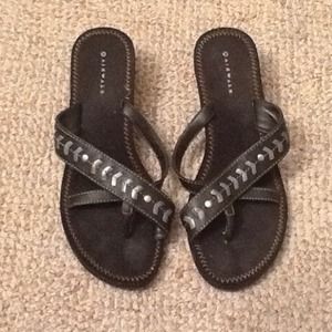 Black and Gray Airwalk  Sandals