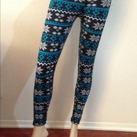 Turquoise wintery leggings