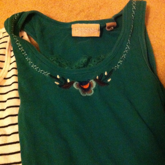 Ting tops sleeve less different colors - Picture 4 of 4