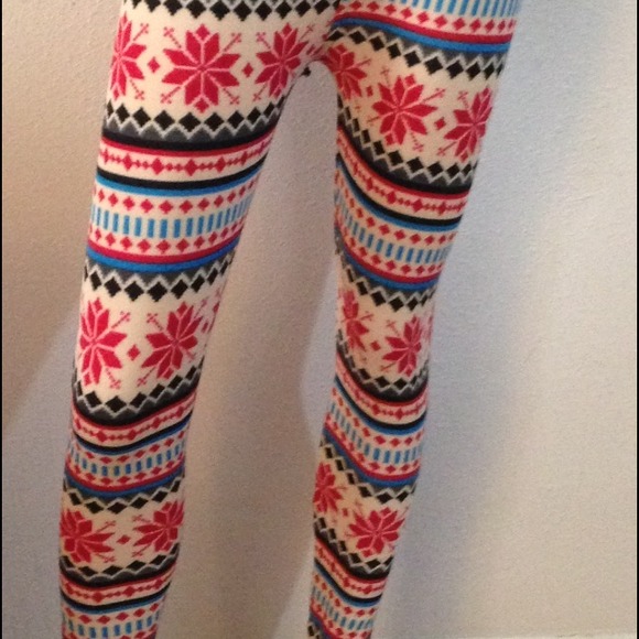 Pink wintery leggings