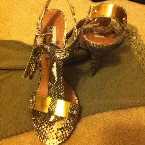 Steve Madden heels - Picture 3 of 4