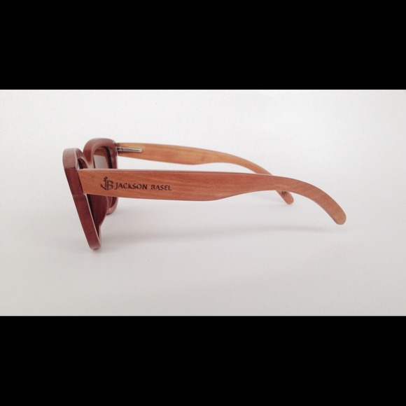Cat-eye Eco-friendly Wooden Sunglasses main image 4