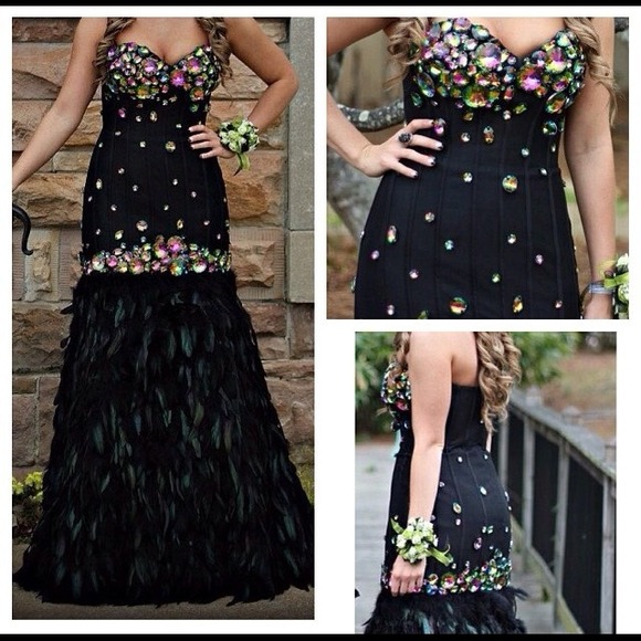 Prom dress - Picture 1 of 1