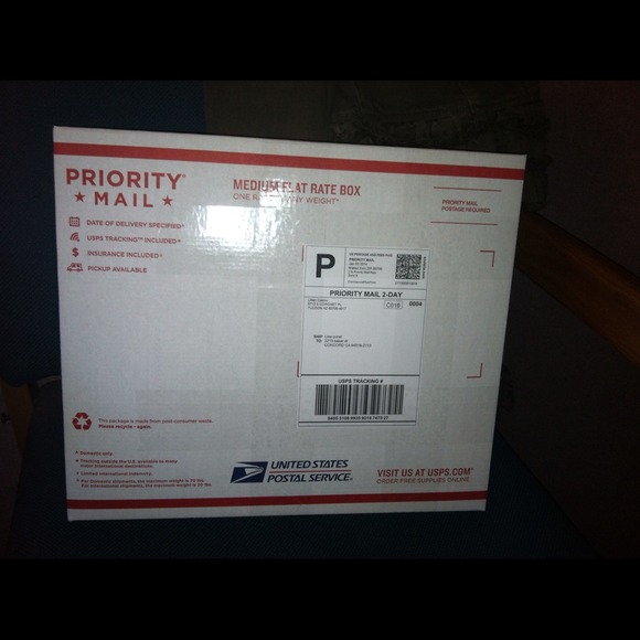 Good night my fellow poshers!💤💤💤💤 - Picture 3 of 3