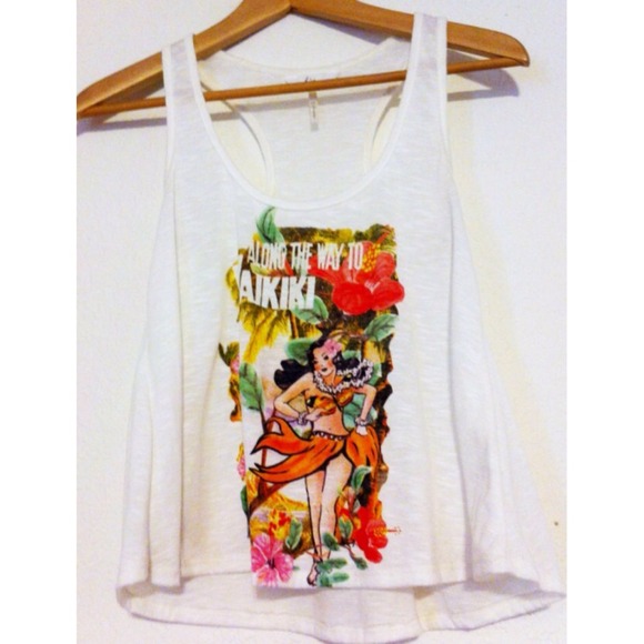 Kirra from PacSun Hawaiian Tank Top