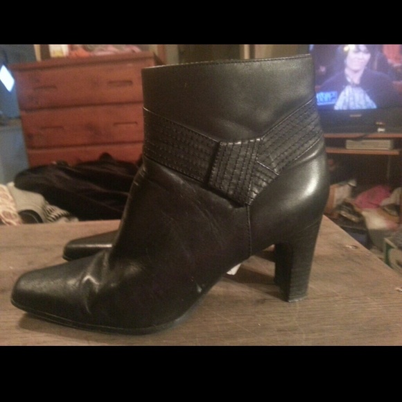 Worthington Leather Woman's Boots