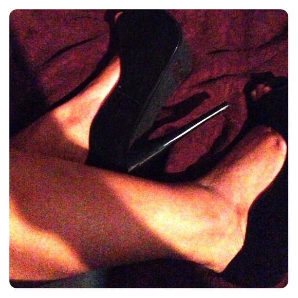 Shoes - Cute peep toe heels