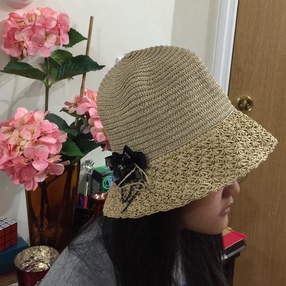 Hat - Picture 2 of 2