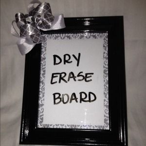 5 x 7 Black Frame w/Gray & White Bow - Dry Erase