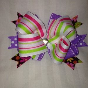 Hair bow