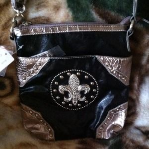 ***SOLD*** in bundle Fleur de lis cross body purse