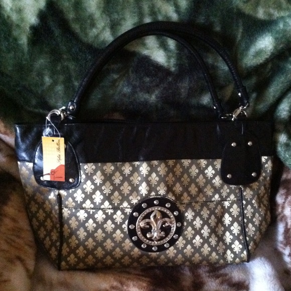 Hold for@cassiealine Fleur de lis monogram handbag