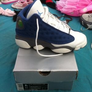 2003 Jordan 13's Sz4Y pre-owned (120 thru paypal)