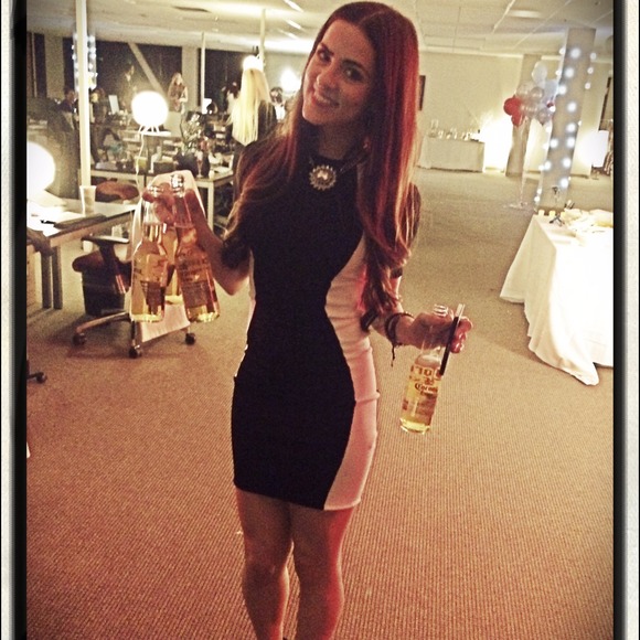 Happy Birthday Poshmark! - Picture 4 of 4