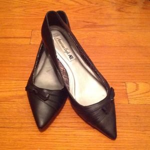 ❌Sold❌Black bow heels