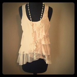 ***** SOLD!!**** Lace Razorback tank