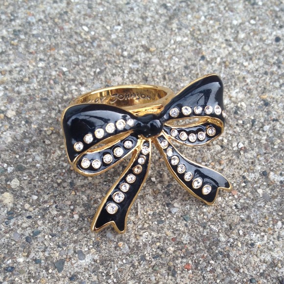 Betsey Johnson Jewelry - ‼️SALE‼️New Betsey Johnson Crystal Bow Ring! 🎀 Betsey Johnson Jewelry - ‼️SALE‼️New Betsey Johnson Crystal Bow Ring! 🎀