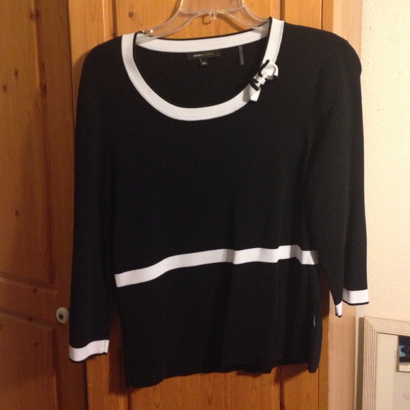 BCBGMAXAZRIA Sweater Shirt