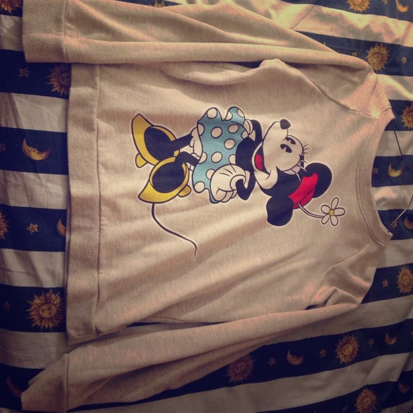 Minnie Mouse sweater