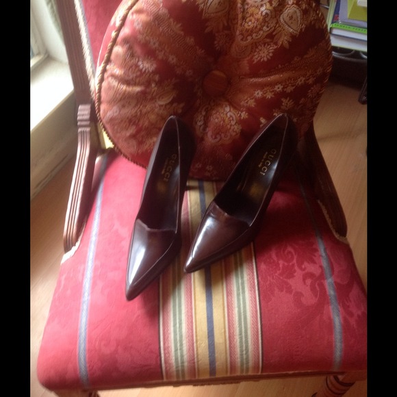 REDUCED!Beautiful Gucci heels made in Italy 7.5