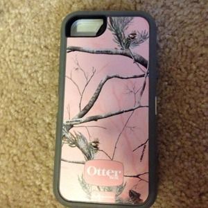 iPhone 5 outterbox case