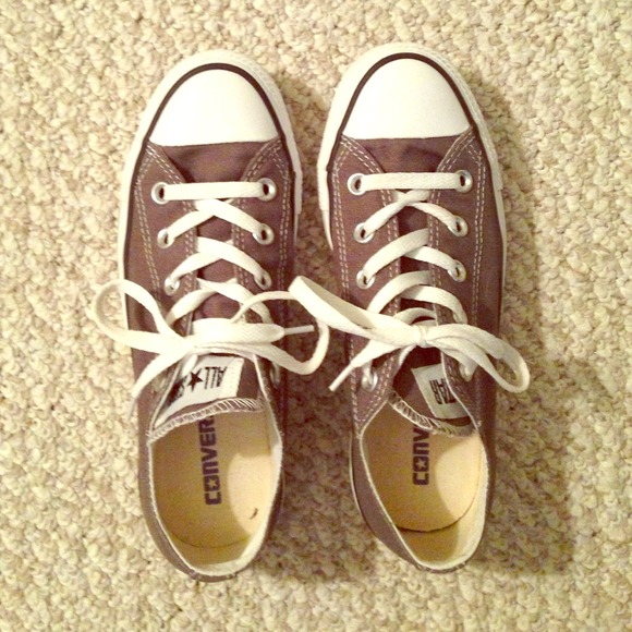 💥REDUCED💥Charcoal Converse