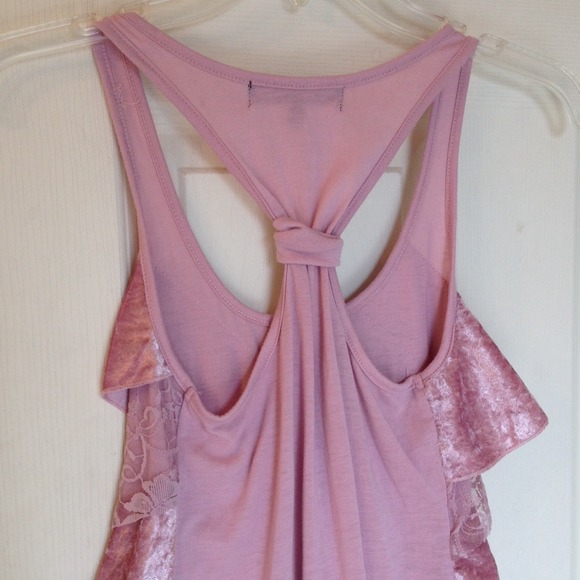Pink Razorback Tank Top. - Picture 3 of 3