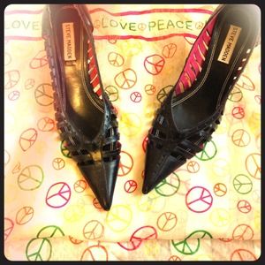 Sexy Steve Madden stilettos