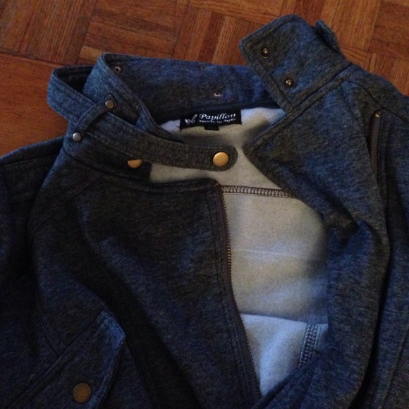 Assymetrical Zip Coat - Picture 4 of 4
