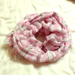 Bananna Republic multi-pink and grey scarf!