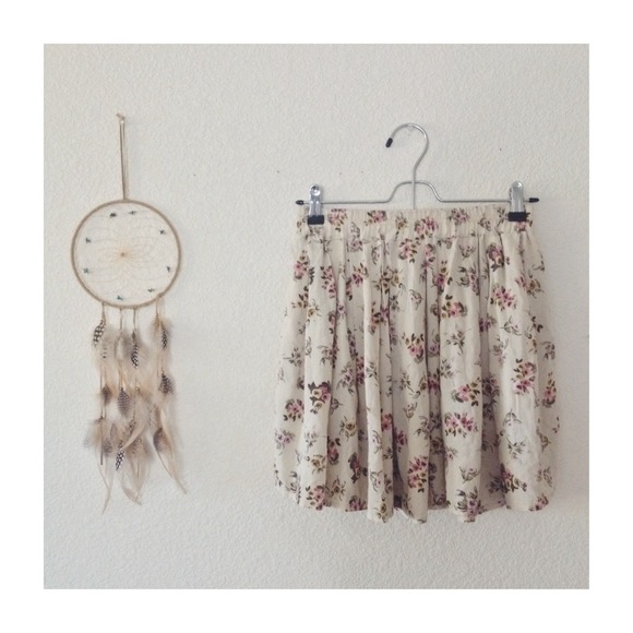 Brandy Melville Cream Floral Skirt