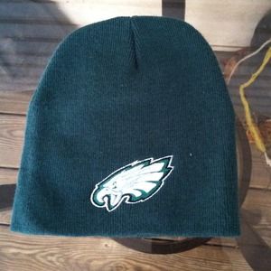 🅱BUNDLE DEAL GET ALL THREE!!  GREEN HAT BLACK HAT