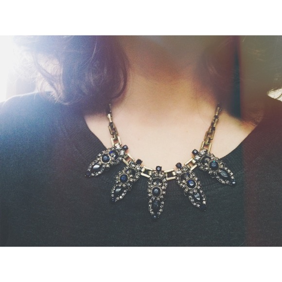 🌀ON HOLD🌀 Blue crystal statement necklace