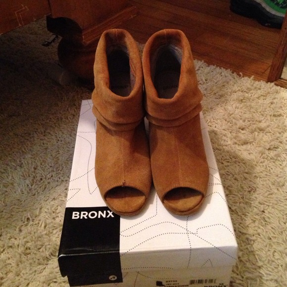 **BRONX** Suede Peep Toe Bootie