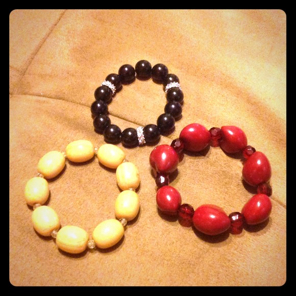 Bead Bracelets - Picture 1 of 4
