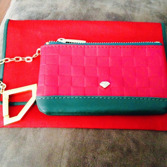 Small change bag authentic diamond supply co.