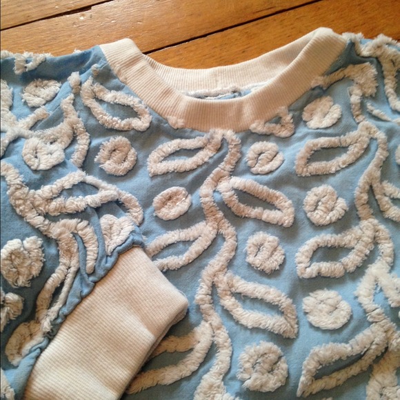 Vintage Patterned Top - Picture 2 of 4