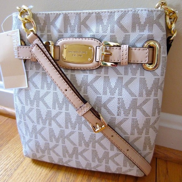 ❌SOLD❌Michael Kors crossbody