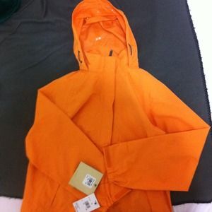 WOOLRICH WOMENS COAT. Brand new with tags.