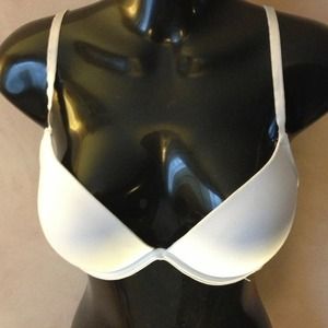 2 bra bundle, White bra, and black bra 36c