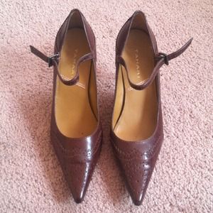 Dark Brown Tahari Shoes