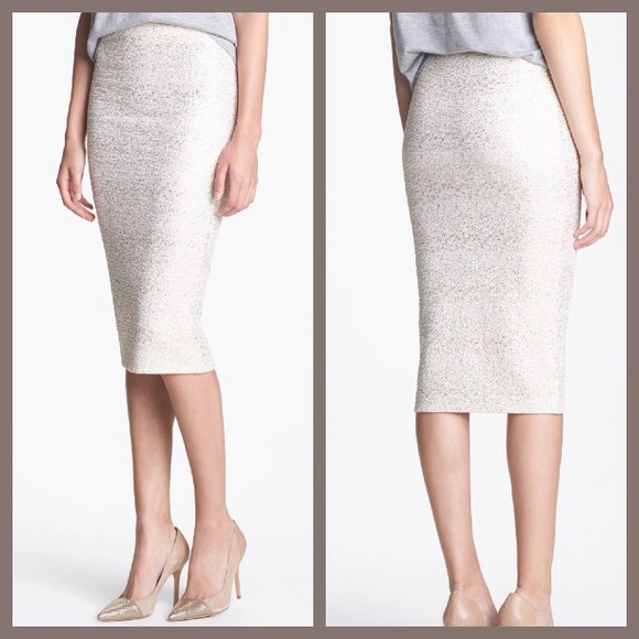 ❌❌Sold❌❌Gold Metallic pencil skirt